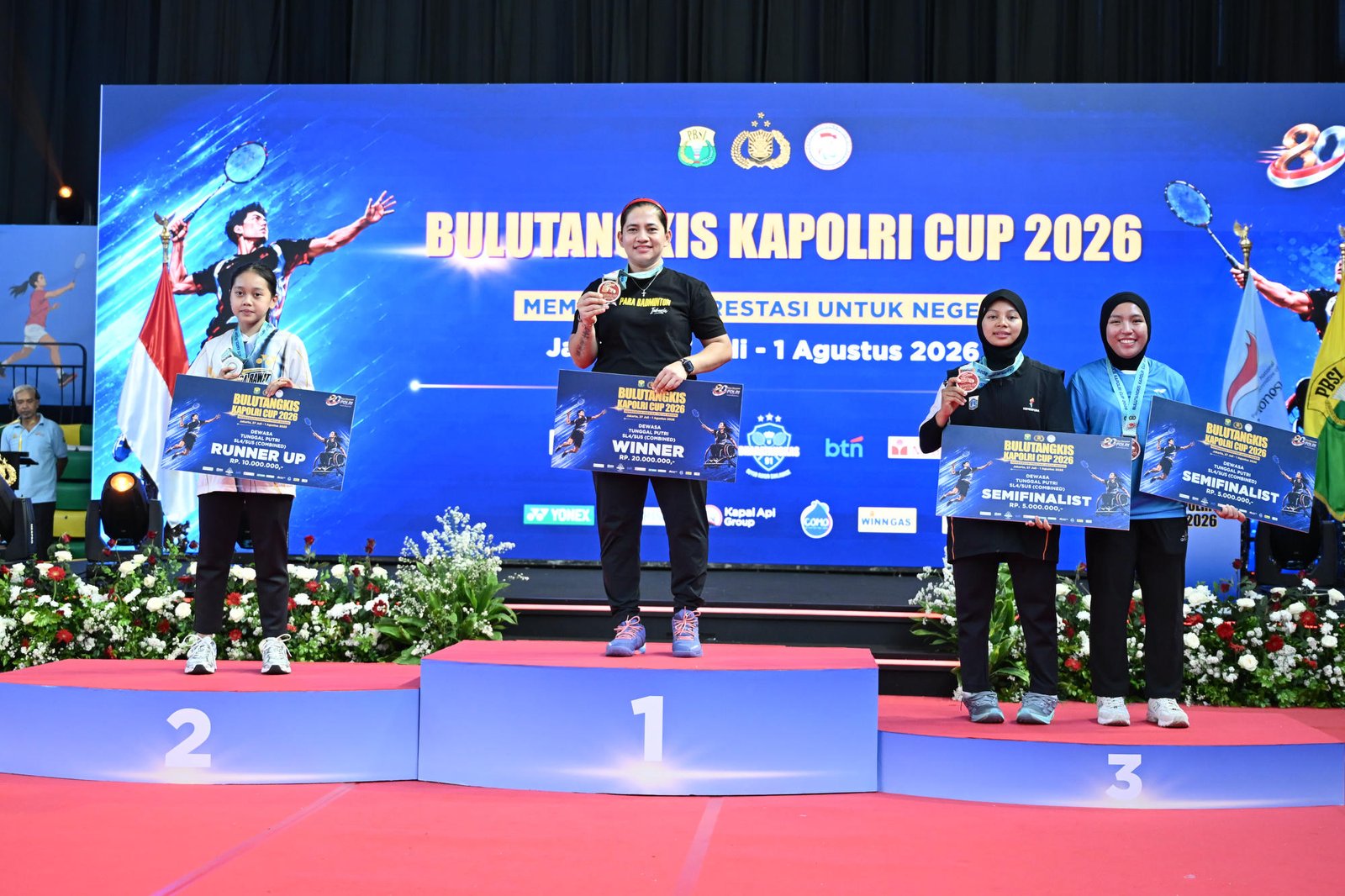 Upacara penghormatan pemenang dan penutupan kejuaraan Kapolri Cup 2026 di GOR Universitas Negeri Jakarta, Sabtu (1/08/2026). NPC INDONESIA/Agung Wahyudi